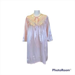Vintage Deena Pink Satin and Lace 3/4 length sleeve night dress size Small